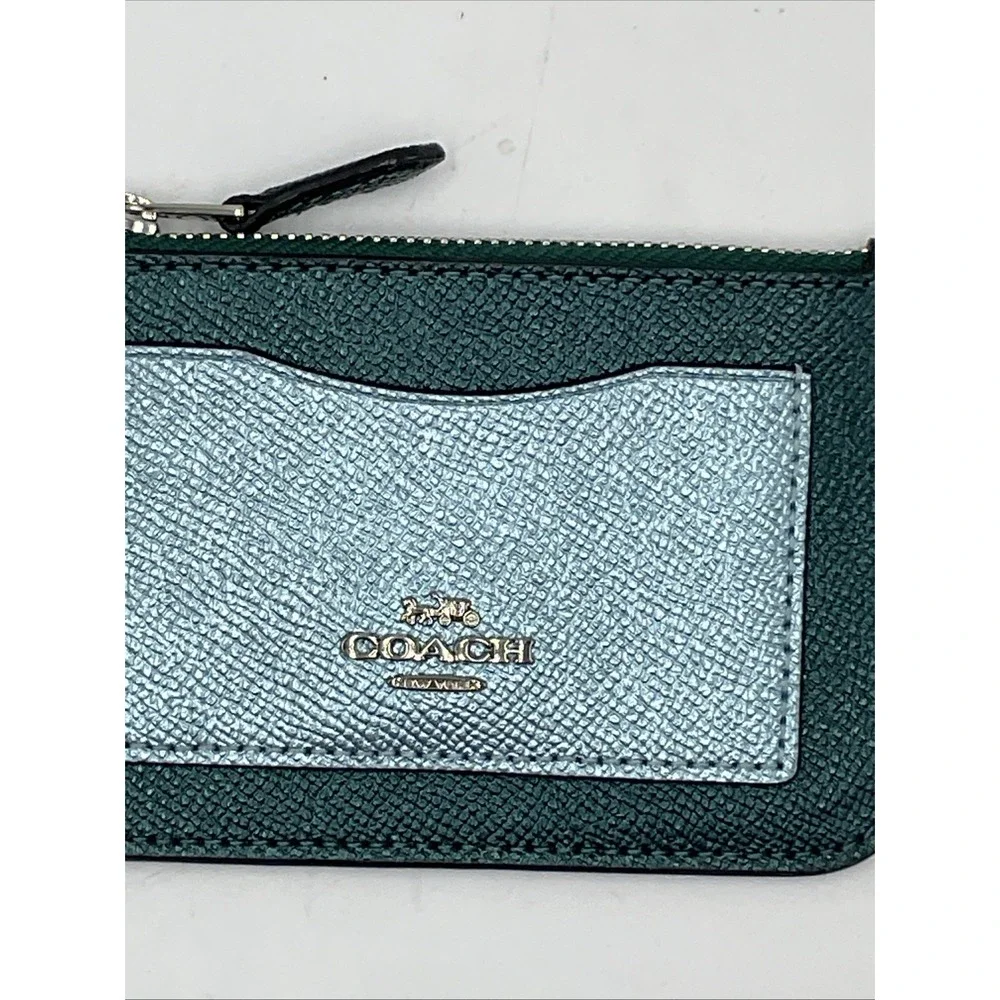 Coach zip top